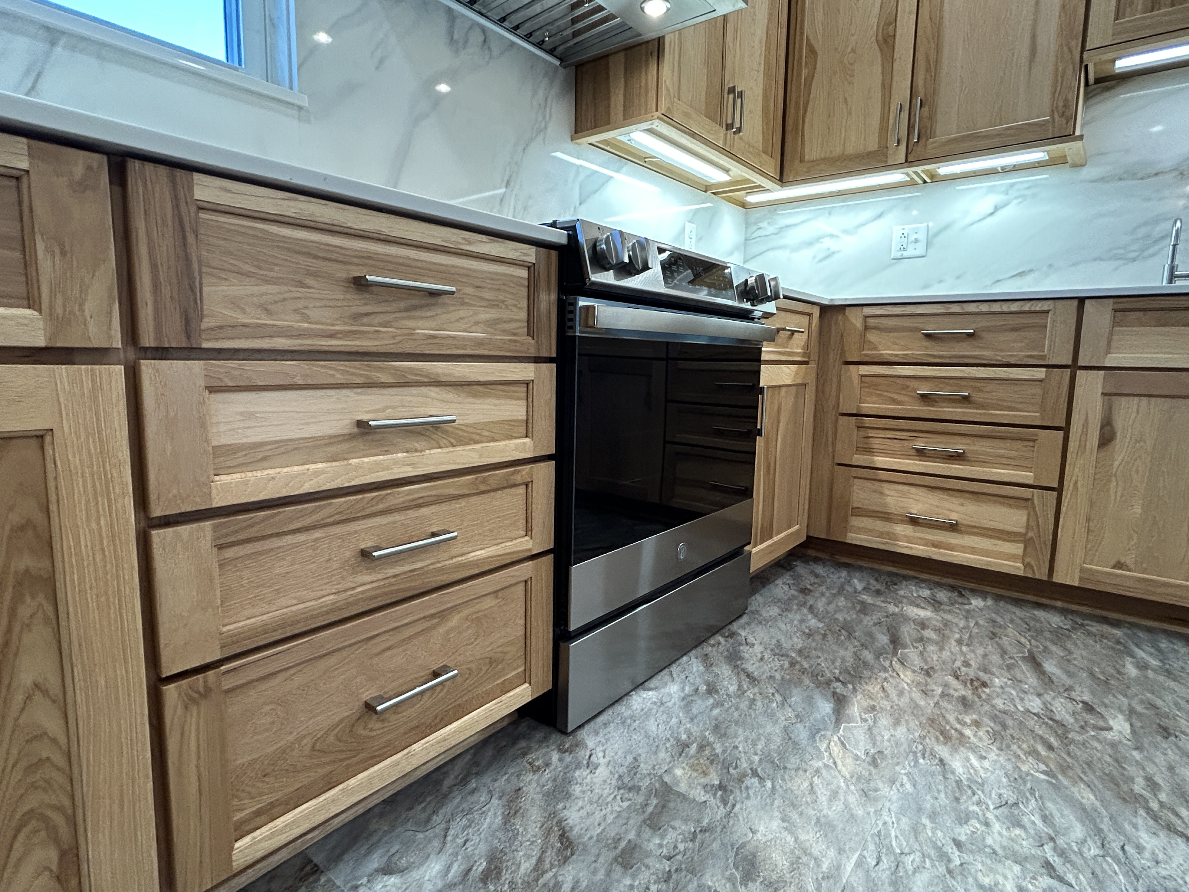 Installed custom cabinet in kitchen
