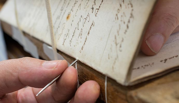 Professional bookbinding service