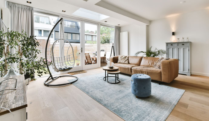 Clean living room after smoke odor removal