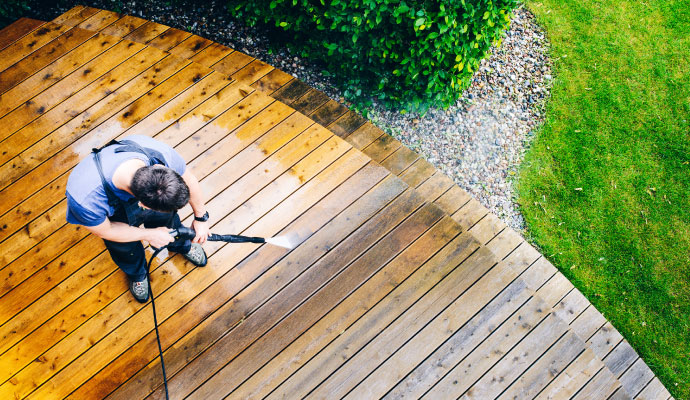 Decks and Patios pressure washing