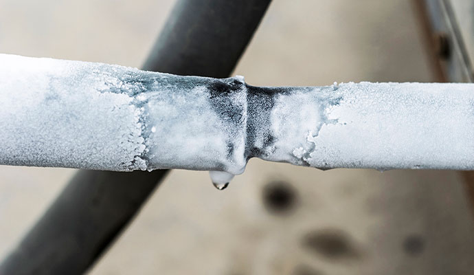 A damaged frozen pipe